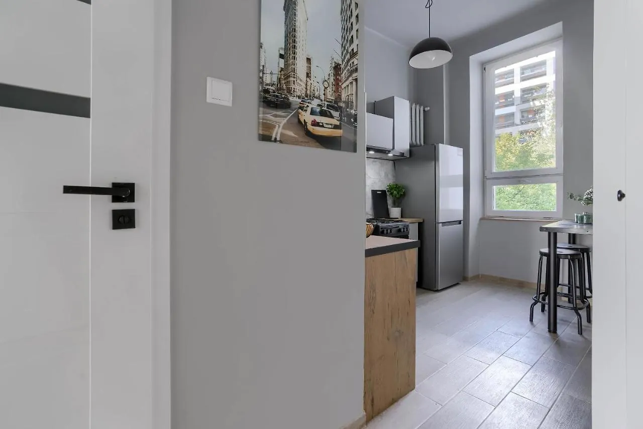 Corolla Apartments Swietokrzyska 30 - Metro, Palac Kultury I Nauki Warszawa