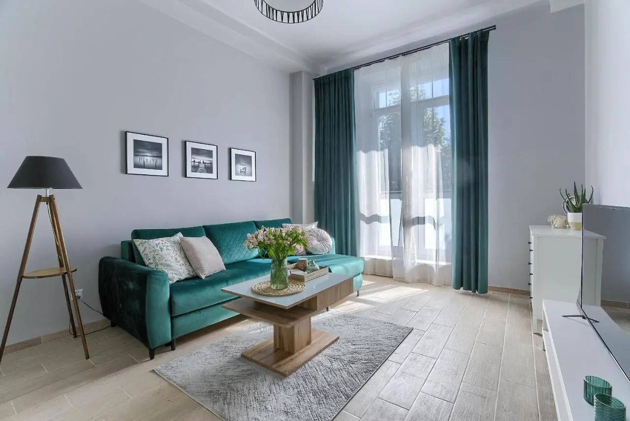 Corolla Apartments Swietokrzyska 30 - Metro, Palac Kultury I Nauki Warszawa Polska