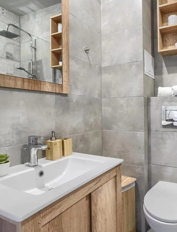 Corolla Apartments Swietokrzyska 30 - Metro, Palac Kultury I Nauki Warszawa